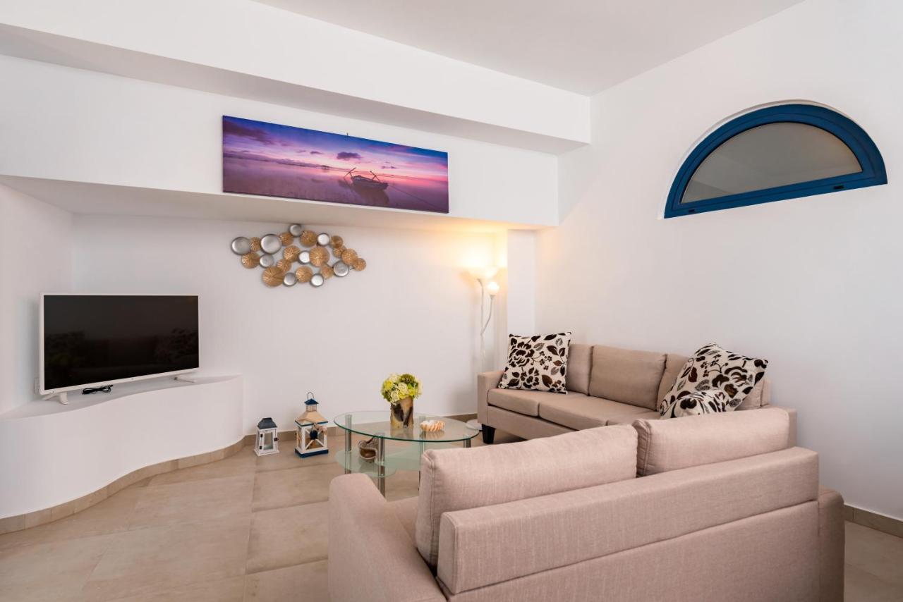 Villa Waves Монолітос Екстер'єр фото